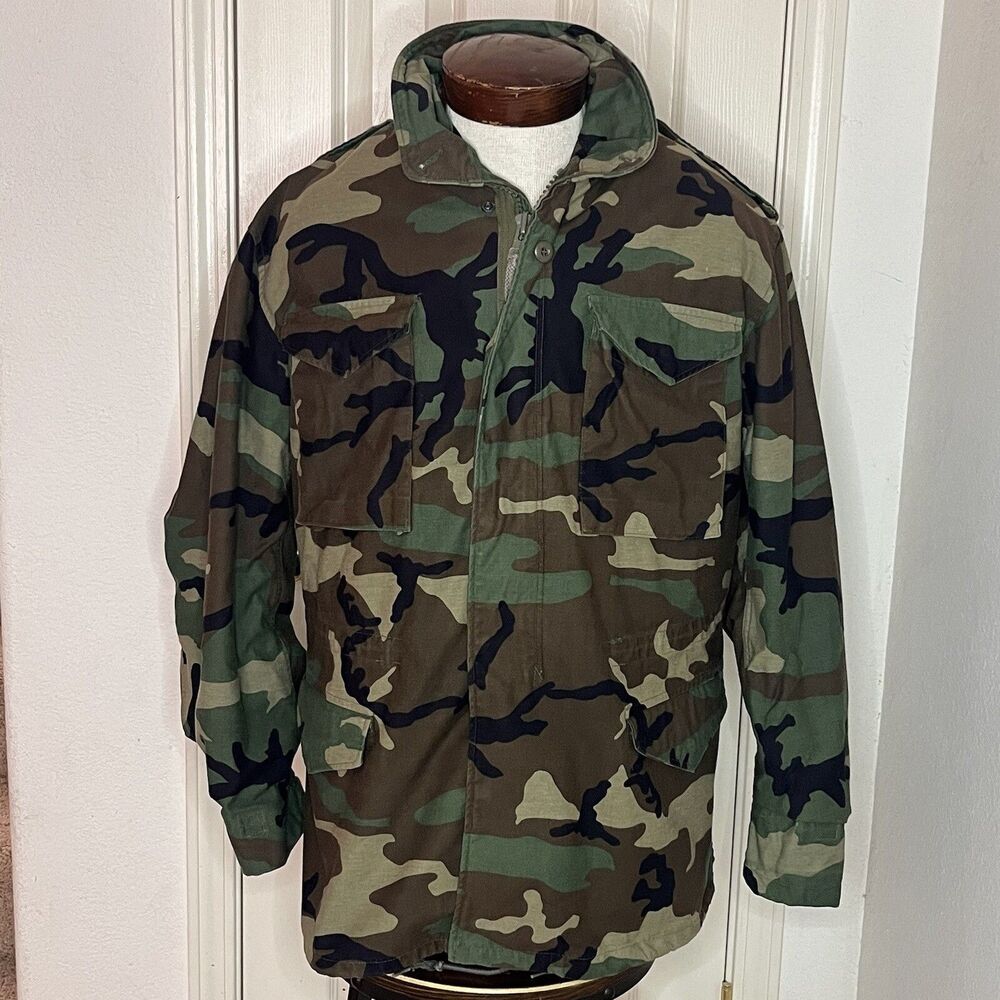 US Army Cold Weather Camouflage Field Coat Size Large Long With Hood